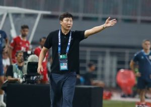 OK9 - Báo Hàn ngợi ca: HLV Kim Sang Sik vượt thầy Park, tuyển Việt Nam lập kỷ tích
